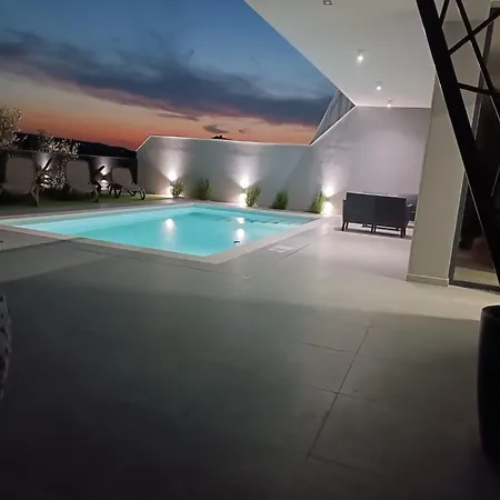 Solina Villa Maslenica