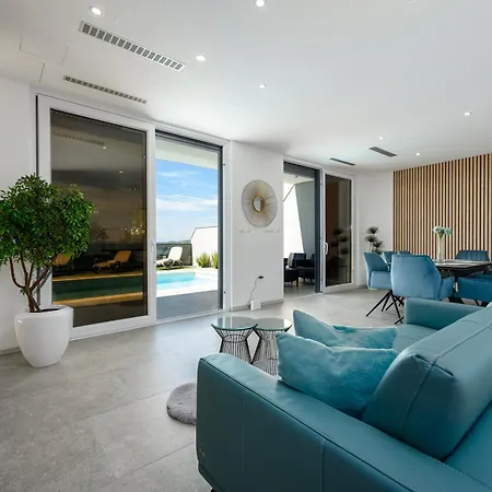 别墅 Solina 马斯莱尼察