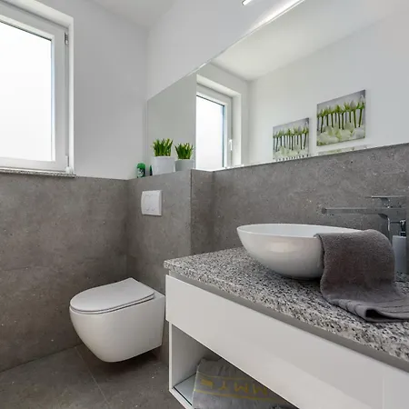 Vila Solina Maslenica