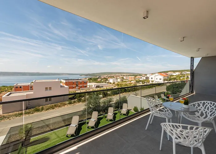 ヴィラ Solina マスレニツァ